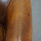 Cognac-kleurige, Karakteristieke Vintage Schapenleren Clubfauteuil Met Een Tijdloos Design thumbnail 7