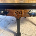 Chinese Salontafel Met Hout Snijwerk (Inclusief 6 Krukken) thumbnail 6
