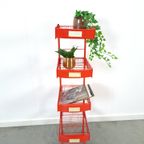Rood Metalen Winkelvitrine Winkelrek Met Manden Vintage thumbnail 10