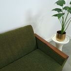 Slaapbank Met Groene Stof En Teakhout thumbnail 8