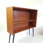 Vintage Deens Boekenkastje | Klein Kastje Teak Zwarte Pootje thumbnail 11