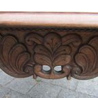 Antieke Notenhouten Barok Tafel Met Gesculpteerde Onderstel thumbnail 9