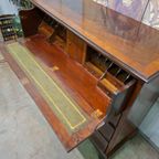 Antieke Engelse Ladenkast, Commode, Achter De Bovenste Lade Zit Een Schrijfgedeelte Ca. 1860 Afm. 120x49 En 115cm Hoog. thumbnail 7
