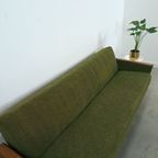 Slaapbank Met Groene Stof En Teakhout thumbnail 5