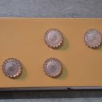 Iconisch Vintage Wandlampje, Pastel Geel Met Plexiglas thumbnail 4