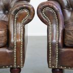 Set Van 2 Prachtige, Unieke En Comfortabele Bruin Generfde Rundleren Chesterfield Fauteuils thumbnail 12