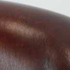 Charmante Rundleren Clubfauteuil In Engelse Stijl Met Een Vast Zitkussen En Een Prachtig Patina thumbnail 13