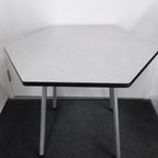 Vintage Formica Hexagon Bijzet Tafel Jaren 60-70 thumbnail 2