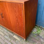 Teak Mid Century Mid-Board Kast , Jaren 60 thumbnail 4