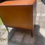 Vintage Ladenkast Op Teakhouten Onderstel thumbnail 12
