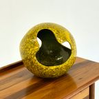 Geel Porseleinen Object Gemaakt Van Capodimonte thumbnail 6