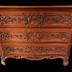 Louis Xv Franse Gebeeldhouwde Eiken Commode. thumbnail 5