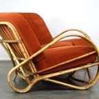 Luxe Maan Vormige Vintage Rotan Design Bank Met Geveerde Kussens Uit De Jaren ’50 thumbnail 4