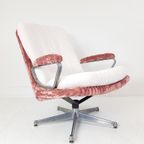 Vintage Strassle Fauteuil | Draaifauteuil Roze Witte Ribstof thumbnail 4