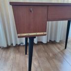 Vintage Houten Bureau Op Zwarte Poten Met Lade En Kastje thumbnail 20