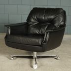 Vintage Lederen Draaifauteuil Met Hocker – Jaren 70 thumbnail 9
