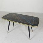 Vintage Salontafel Met Glazen Blad En Schuine Poten, Jaren 50 thumbnail 2