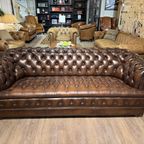 Engelse Chesterfield 3 Zits Bank Buttonseat Antiek Bruin Leer thumbnail 4