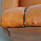 Mooie Schapenleren Design Armchair Met Een Luxe Afwerking Met Donkerbruine Biezen thumbnail 14