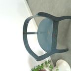 Oude Houten Blauwe Set Stoelen Met Bloemen Uit Zweden thumbnail 8