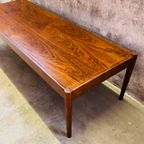 Rosewood Mid Century Salontafel Van 140 X 55 Cm thumbnail 3