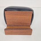 Dutchdeluxes Boek Tablet Standaard Walnotenhout Leer Boek thumbnail 9