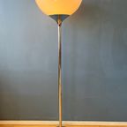 Guzzini Space Age Floor Lamp With White Acrylic Glass Shade thumbnail 2