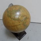 Globe thumbnail 6