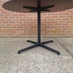 Ronde Design Tafel Met Stervoet 120 Cm Diameter thumbnail 2