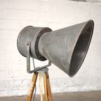 Industriële Lamp Op Statief thumbnail 4