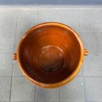 Okergele Geglazuurde Aardewerk Pot Uit Frankrijk thumbnail 11