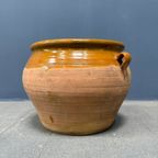 Grote Franse Aardewerk Pot Met Okergeel Glazuur thumbnail 11