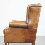 Stoere En Comfortabele Schapenleren Oorfauteuil Met Leuke Details En Een Strakke Afwerking thumbnail 7