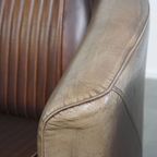 Unieke En Tijdloze, Exclusieve Rundleren Delta Chesterfield Aviator Fauteuil Met Een Mooie Kleure thumbnail 11