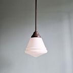 Grote Conische Art Deco Hanglamp Van Wit Opaline Glas thumbnail 4