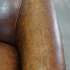 Karaktervolle Schapenleren Clubfauteuil Met Een Luxe, Rustieke Uitstraling thumbnail 9