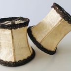 Twee Vintage Papyrus Lampenkappen In Beige En Goud thumbnail 2