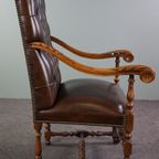 Rijk Gesneden Chesterfield Fauteuil Uitgevoerd In Rundleer thumbnail 4