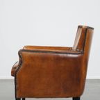 Subtiele Cognac-kleurige Schapenleren Armchair Met Een Leuke Vormgeving thumbnail 6