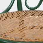 Leuke Groene Sierlijke Vintage Bistro Stoel Met Een Gematte Rieten Zitting thumbnail 8