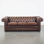 Karaktervolle, Correct Afgewerkte Vintage Rundleren Engelse Chesterfield 3 Zits Bank thumbnail 2