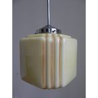 Art Deco Hanglamp Met Kubus Vormige Beige Bol thumbnail 7