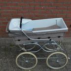 Retro Kinderwagen Ziet Er Zo Goed Als Nieuw Uit thumbnail 3