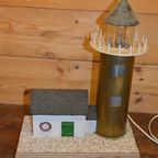 Vuurtoren Gemaakt Van Kanonskogel Huls, Met Wachtershuis thumbnail 4