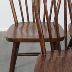 Set Van 8 Vintage Houten Windsor Spijlen Stoelen In Engelse Stijl Uit De Jaren ’70 thumbnail 12