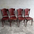 Set Van 4 Rode Houten Stoelen Door Jacob & Josef Kohn Uit Oostenrijk 1900 thumbnail 2