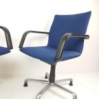2 Artifort Bureaustoelen Blauw | Blauwe Bureaustoel Setprijs thumbnail 10