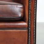Stijlvolle In Zeer Goede Staat Verkerende Schapenleren Clubfauteuil Met Zwarte Biezen thumbnail 3