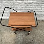 Vintage Serveerwagen/barcart Zwartstaal Houtlook Midcentury thumbnail 3