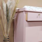 Scandinavisch Roze Commode thumbnail 11